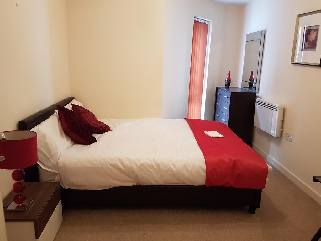 Two Bedrooms, Two Bath, Up To 3 Beds 1 Sofa - Slough Windsor Legoland Экстерьер фото